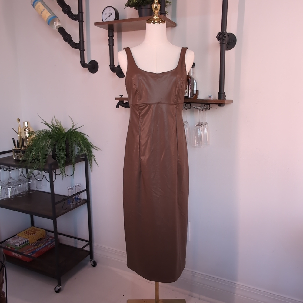 Sleek Sofia by Sofia Vergara Faux Leather Midi in Espresso Brown